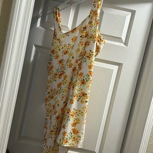 Brand new lulu dress with flowers